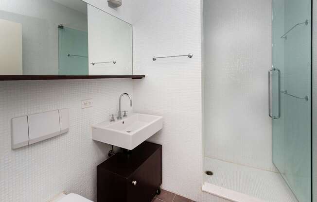 21 ASTOR PL
