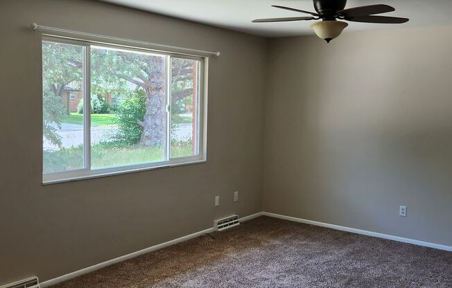 2 Bedroom | 1 Bathroom Available for Rent!