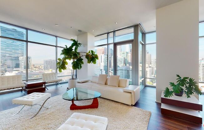 2 beds, 3 baths, 1,660 sqft, $6,000, Unit 1616