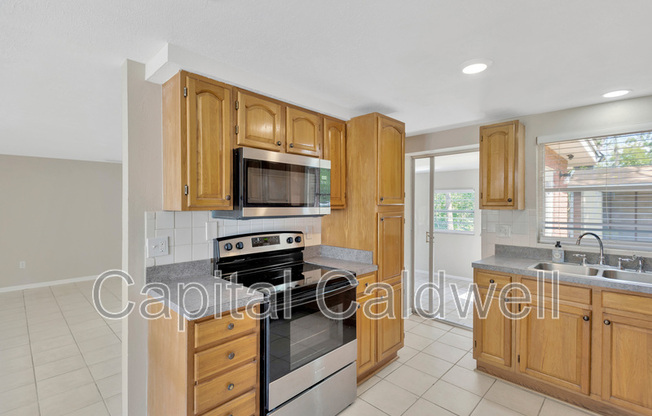 4512 24 AVE S