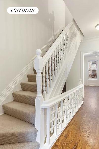 175 W 88 ST