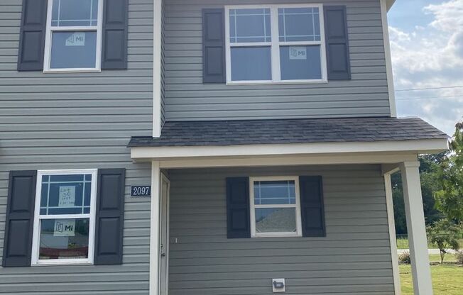 3 Bedroom 2.5 Bath Townhouse
