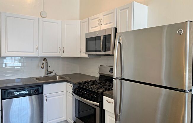 1 bed, 1 bath, 500 sqft, $1,995, Unit 308