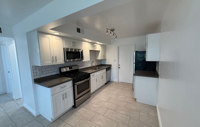 3526 E Montecito Ave