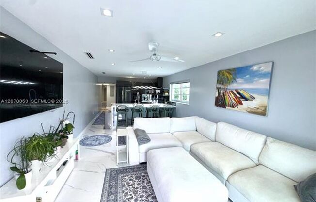 1428 Euclid Ave cu-207, Miami Beach, FL 33139