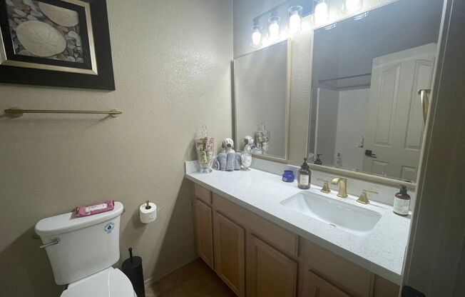 2 beds, 2.5 baths, $2,195, Unit # 1219