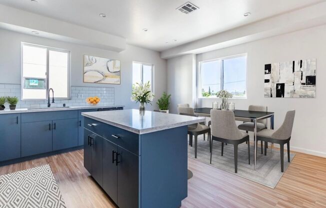 4BR 3Ba Modern Townhome in Prime NOHO