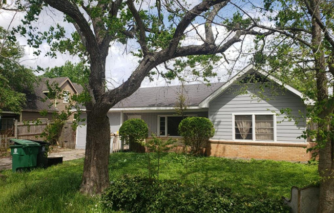 Affordable spacious 5BD/2BA single-family house!
