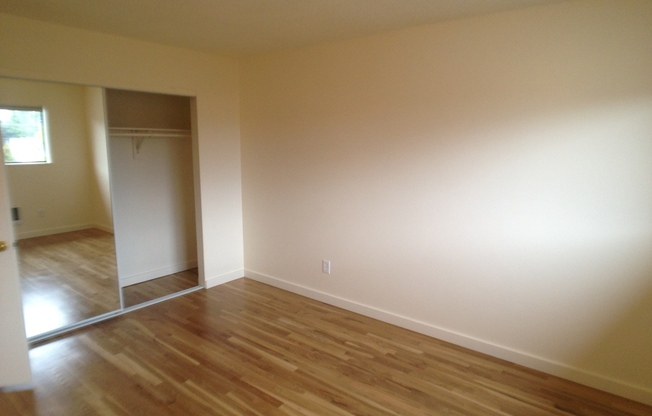 2 beds, 1.5 baths, 1,000 sqft, $1,795, Unit 3