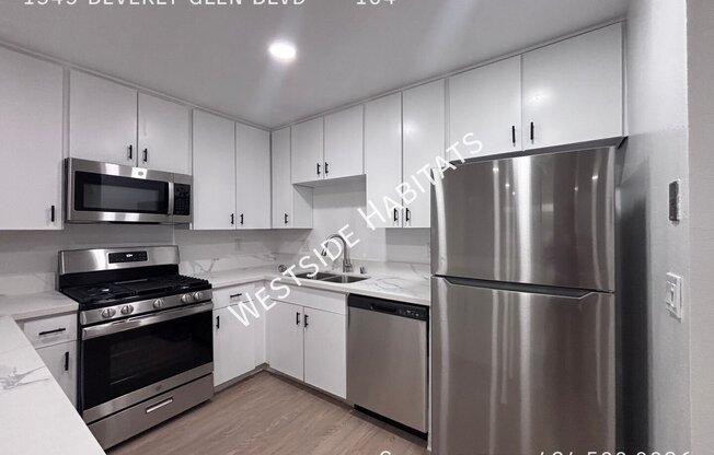1345 BEVERLY GLN BLVD