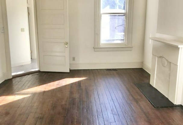 103 N 28 ST