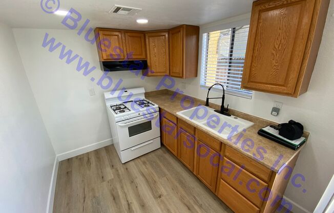 2 beds, 1.5 baths, 900 sqft, $1,769