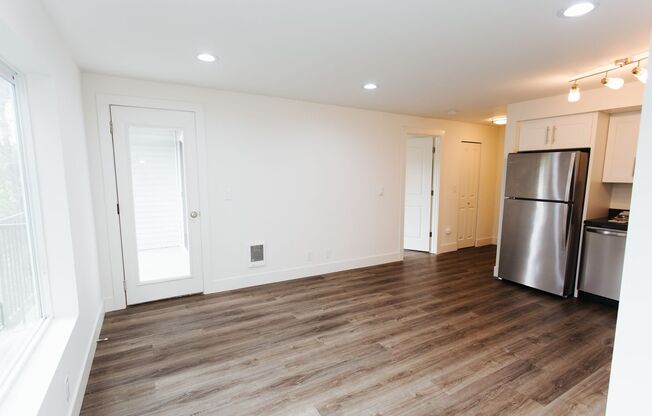 1 bed, 1 bath, 540 sqft, $1,640, Unit 109