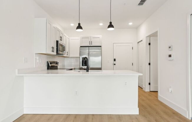 2 beds, 2 baths, 784 sqft, $1,895, Unit 308