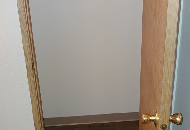 1 bed, 1 bath, 600 sqft, $1,225, Unit 9
