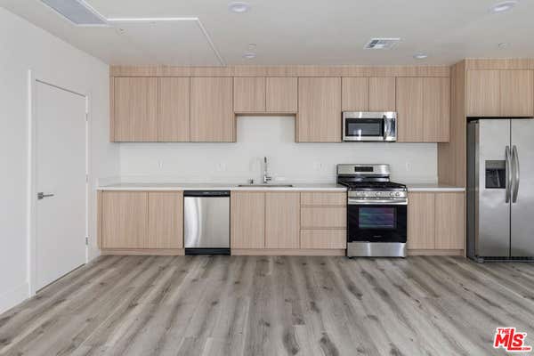 3212 3/4 VERDUGO RD