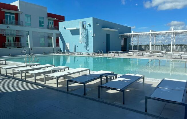 3 beds, 2.5 baths, 1,339 sqft, $3,900, Unit 3-616
