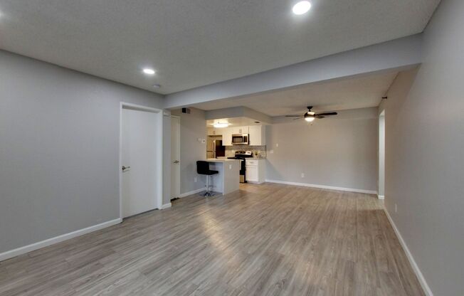 2 beds, 2 baths, 885 sqft, $2,931, Unit 22-254