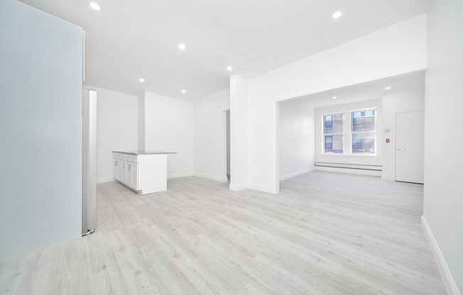 6753 5 AVE