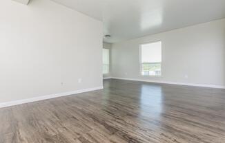 2 beds, 2 baths, 981 sqft, $1,027