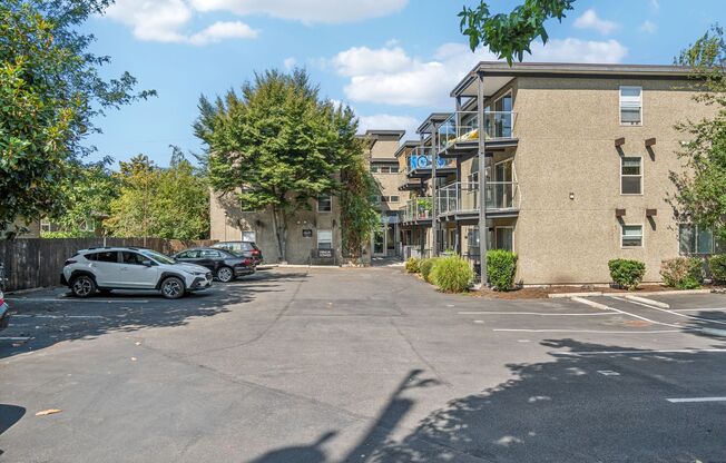 Minor Tower Apartments - Located in Eastlake
