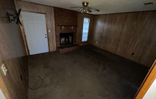 Cozy 3 bedroom 2 bath home