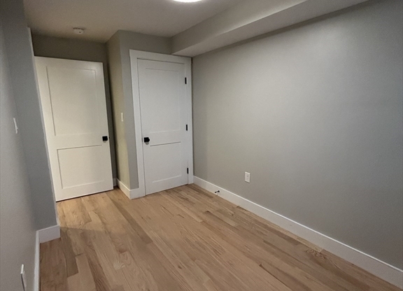 37 DELLE AVE