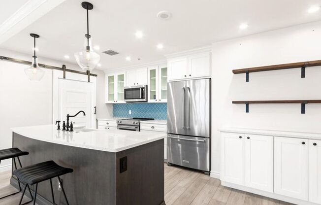 2 beds, 2 baths, $4,125, Unit # 803
