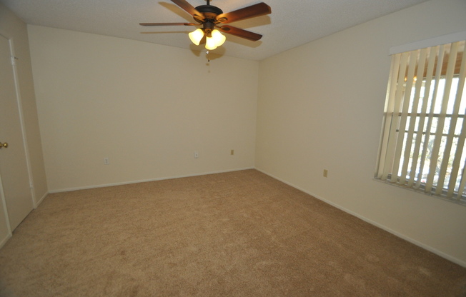 2 beds, 2 baths, $1,300