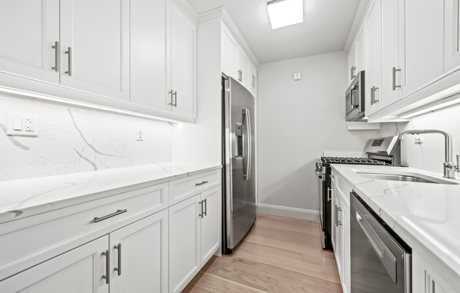 Studio, 1 bath, 780 sqft, $5,000, Unit 1516