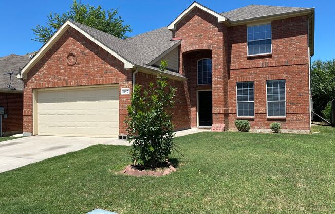 **Gorgeous 4 bedroom** AVAILABLE NOW!