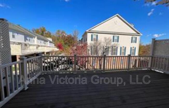 15808 BUXTON PL