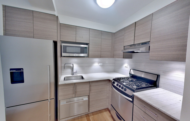 Studio, 1 bath, $3,795, Unit 5L