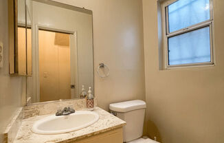 2 beds, 1.5 baths, 1,350 sqft, $3,000, Unit 5