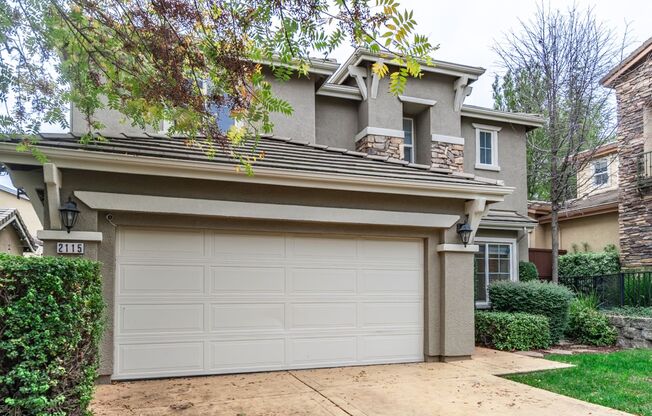 2115 Sterling Dr