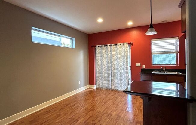 2 beds, 2.5 baths, $1,695