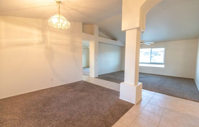 BEAUTIFUL AND SPACIOUS SINGLE FAMILY RANCH-STYLE HOME IN DESIRABLE CHANDLER NEIGHBORHOOD.