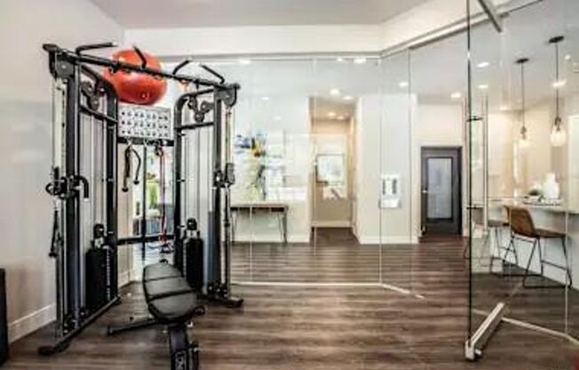 1 bed, 1 bath, 732 sqft, $1,999, Unit 226 E Lockwood Avenue, Unit #205