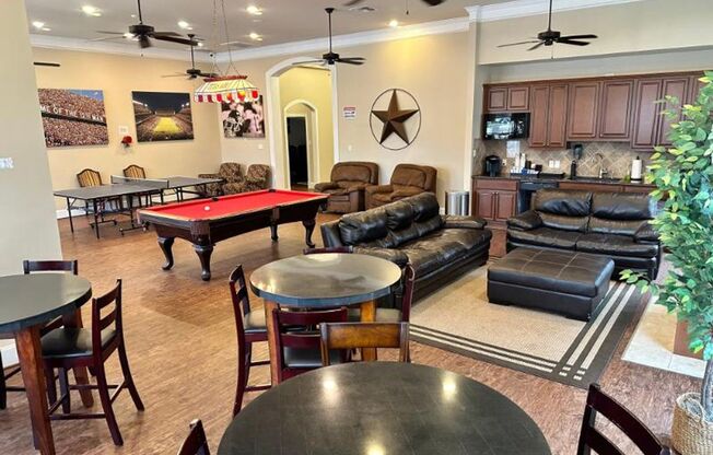 4 beds, 4.5 baths, $2,200, Unit # 3004