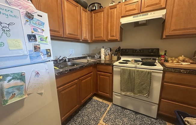 2 beds, 1 bath, 750 sqft, $2,995, Unit 36