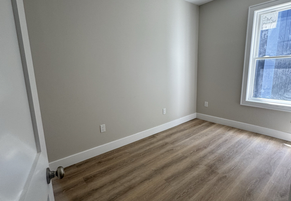 115 CARTERET AVE