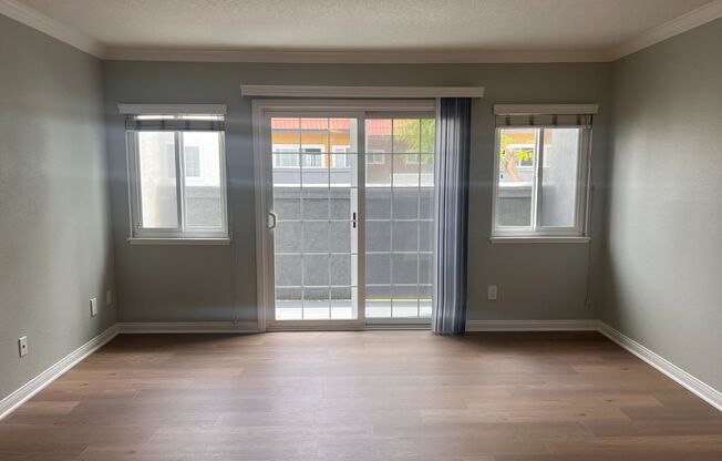 2 beds, 1.5 baths, 900 sqft, $2,895, Unit B13