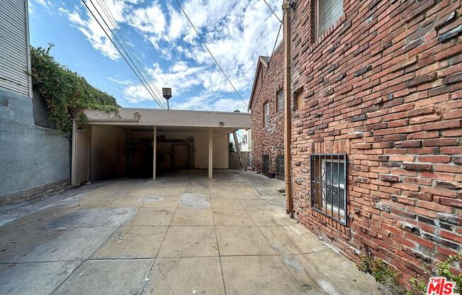 154 N EDGEMONT ST