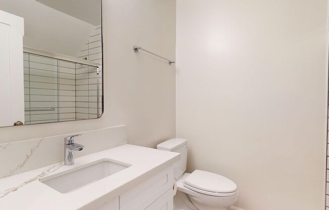 3 beds, 2 baths, $5,650, Unit 242 Elwood #2