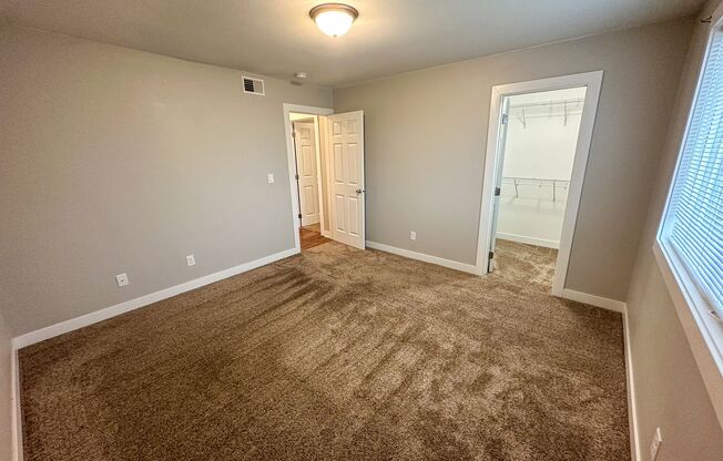 2 beds, 1 bath, $950