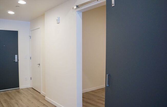 1 bed, 1 bath, $1,795, Unit 303