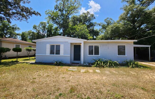 3517 N 9th Ave Pensacola. MOVE IN SPECIAL!! $250 off 1st Months Rent!!!