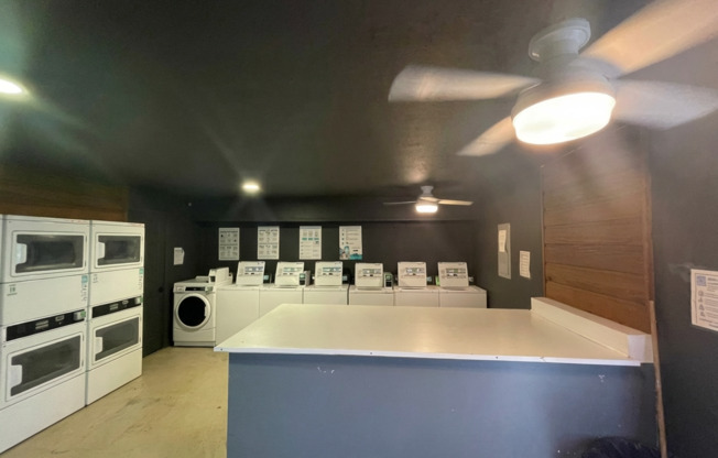 2 beds, 1 bath, 603 sqft, $1,225, Unit 130