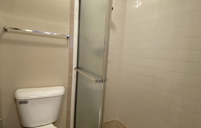 2 beds, 2 baths, 960 sqft, $1,750, Unit 406