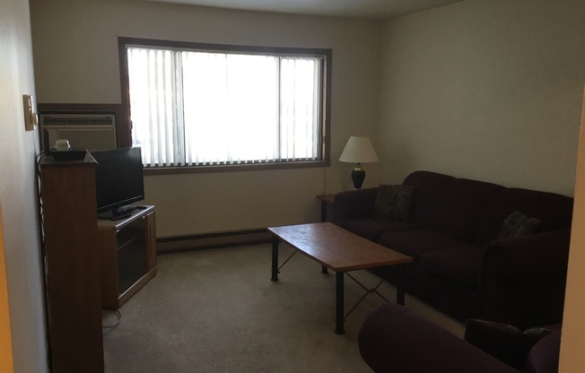 2 beds, 1 bath, 750 sqft, $829.99